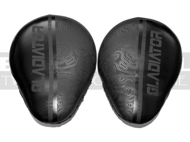 gladiator-focus-mitts-tarcze-black-phanter-black-mat-4.jpg