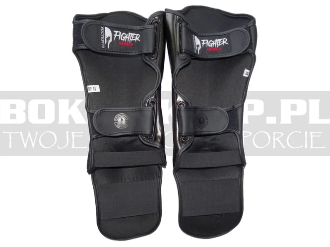 G89-gladiator-ochraniacz-goleni-black-panther-black-matt-pu-4.jpg