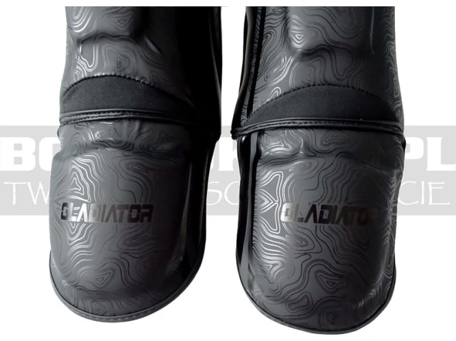 G89-gladiator-ochraniacz-goleni-black-panther-black-matt-pu-10.jpg