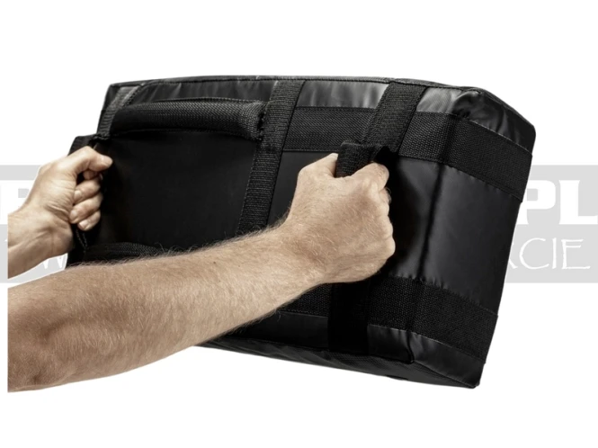 RT64-ring-tarcza-profilowana-plawil-carbon-black-white-60x30cm-6.jpg