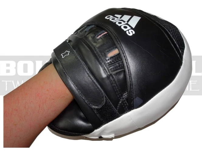 ADIBAC0112-focus-mitts-ultimate-black-white-6.jpg