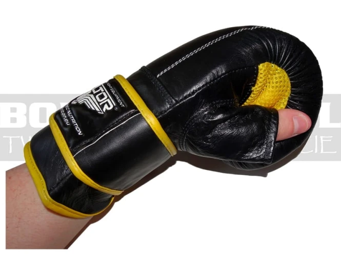 010355-beltor-punch-black-5.jpg