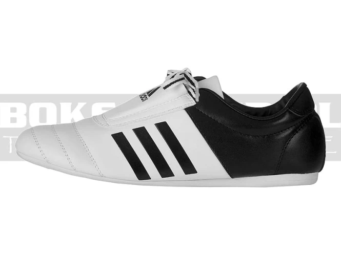 ADITKK01-adidas-buty-adi-kick-white-black-3.jpg