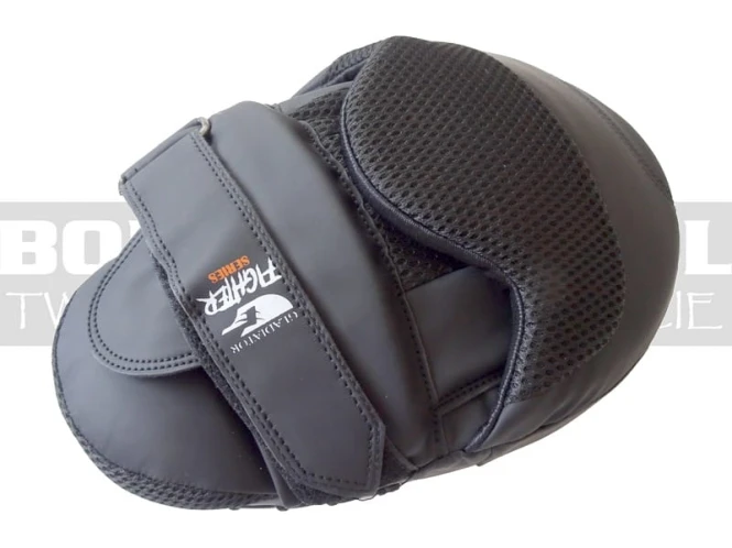 gladiator-focus-mitts-storge-core-E400-black-mat-7.jpg